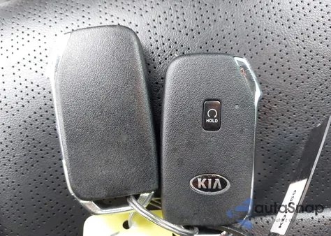 2021 Kia Sorento S z USA, uszkodzony, nr VIN 5XYRLDLC9MG039598